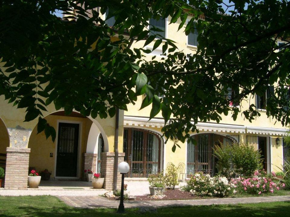Ca l'oasi Bed & Breakfast San Donà di Piave Exterior foto